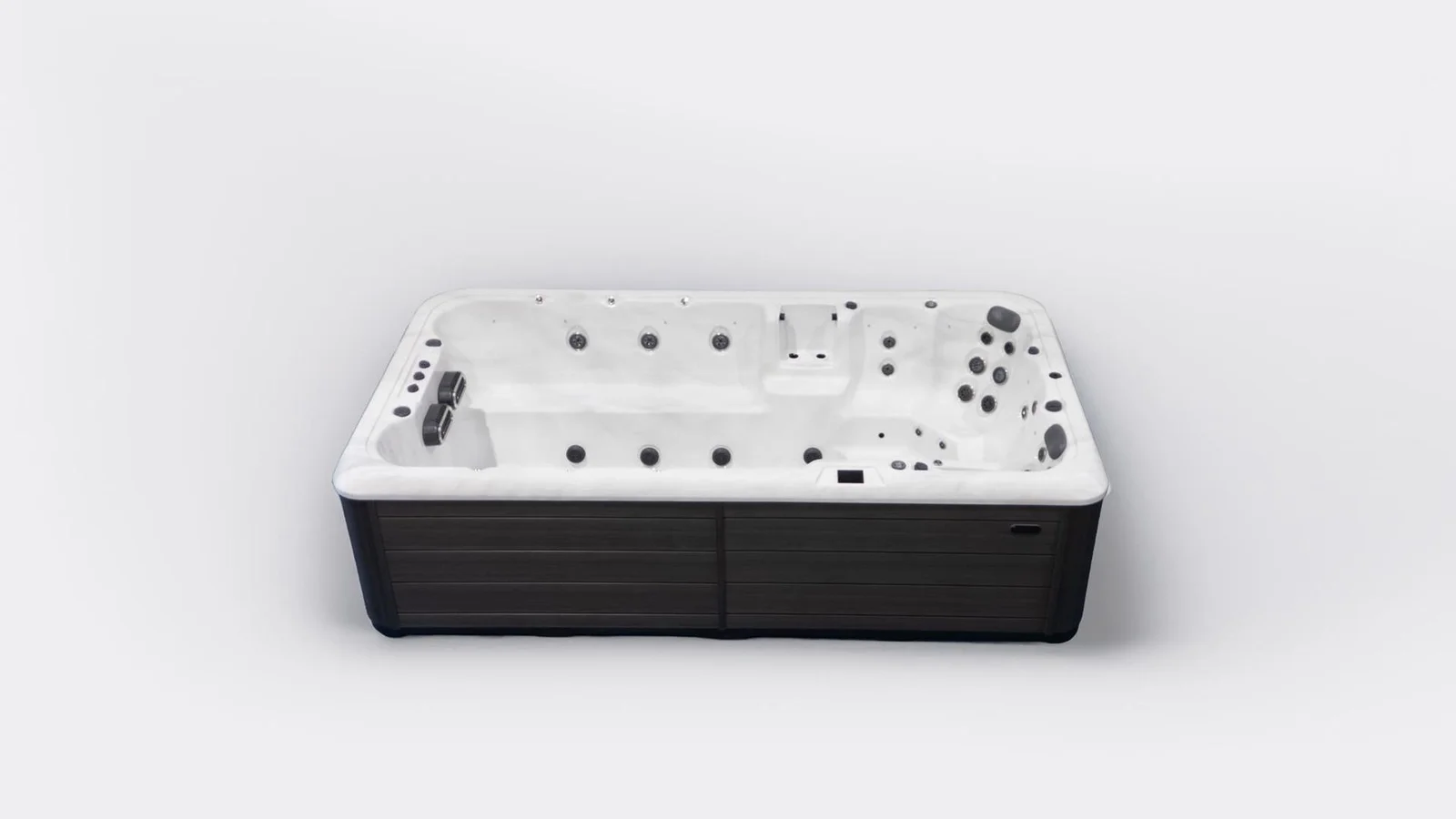 Spa de nage Titan — photo officielle 4